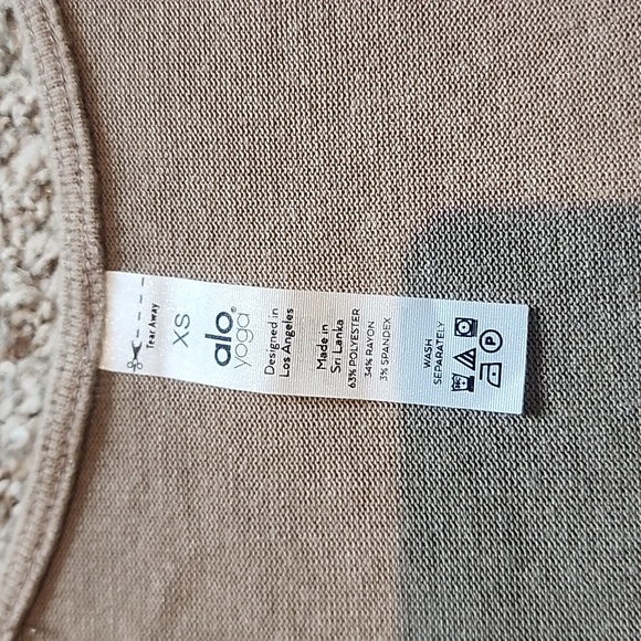 Alo Yoga Amelia Luxe Long Sleeve - Picture 4 of 7